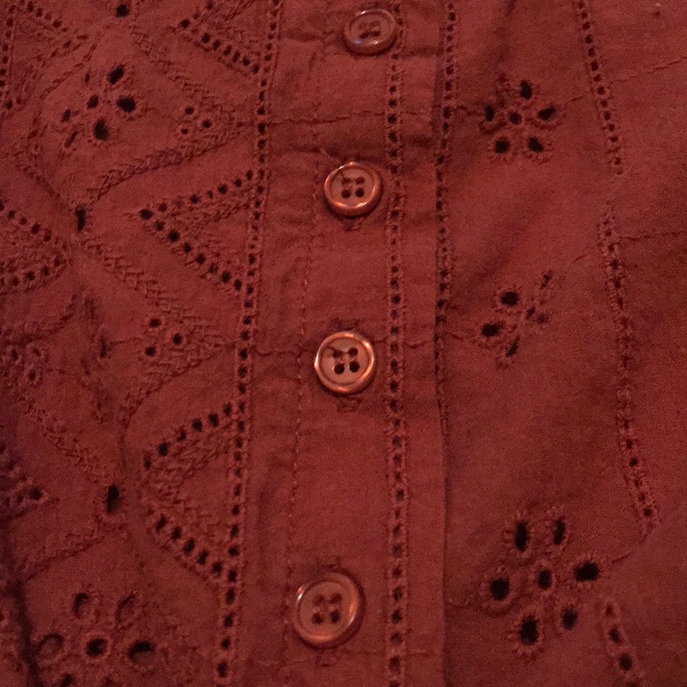 New! Boho eyelet crop top in rust - Picture 6 of 13